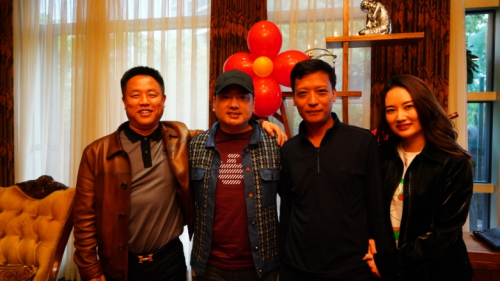 海来阿木携新歌《人生如歌》庆生,圈内好友齐聚送祝福